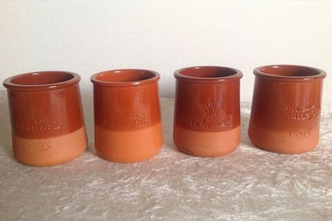 LOT DE QUATRE POTS EN TERRE CUITE
2 Trégunc (29)