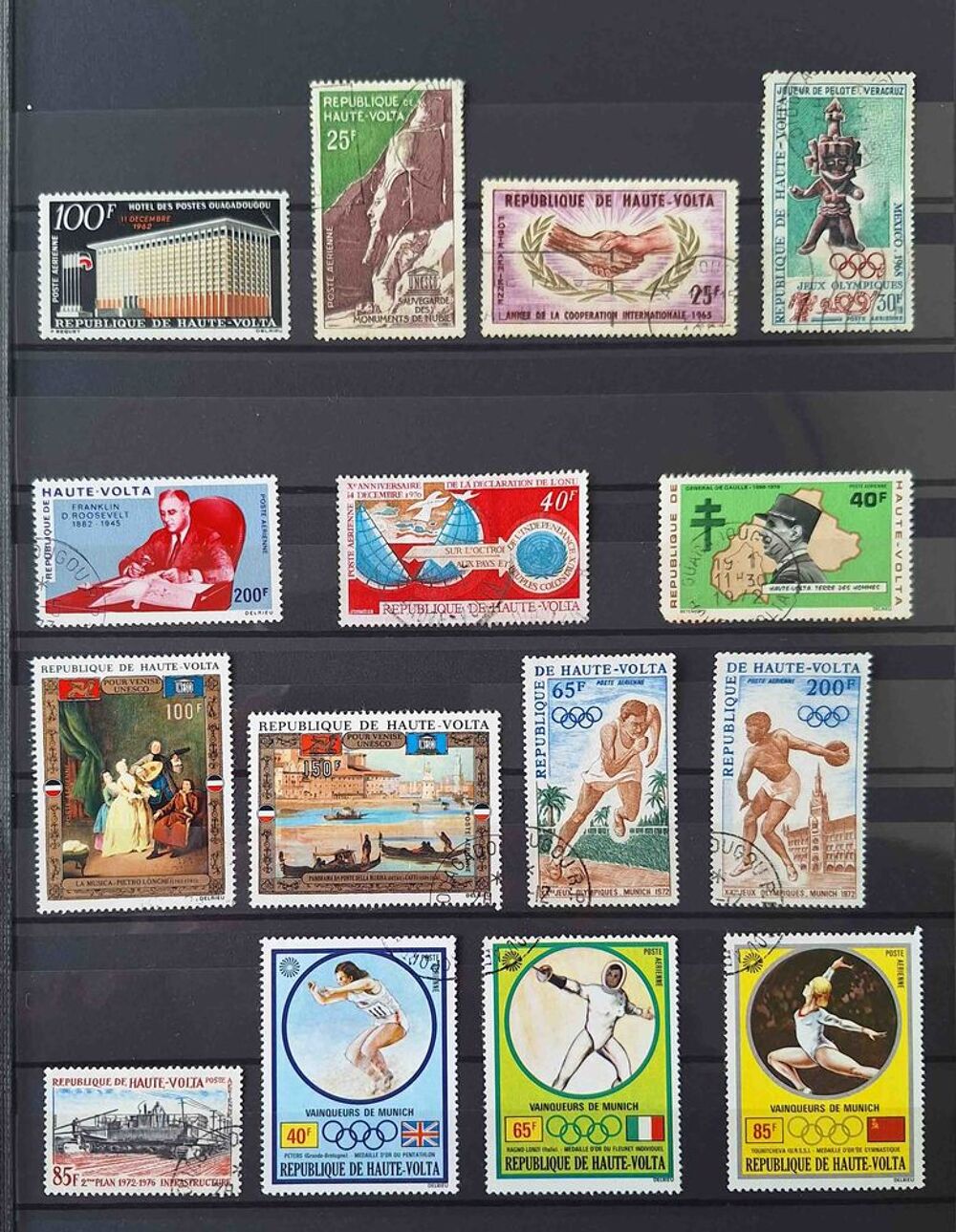 S&eacute;rie de timbres de collection de Haute-Volta bis 