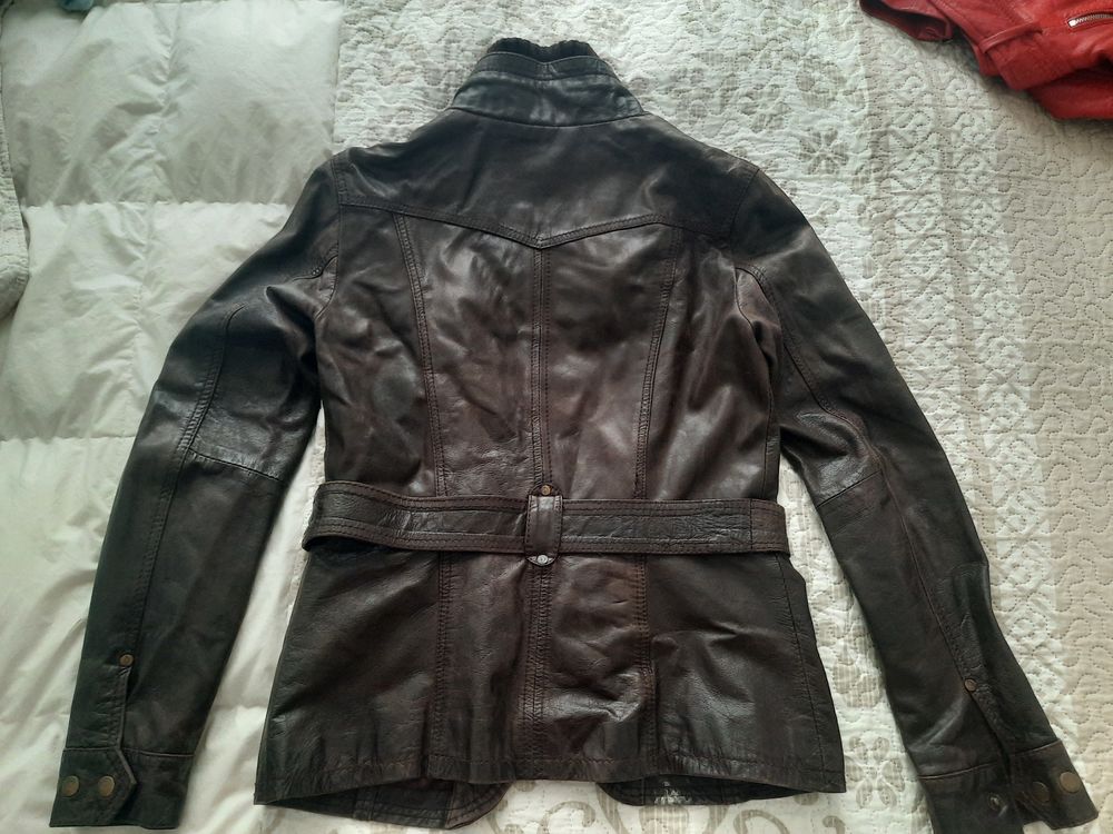 Veste en cuir marron Stradivarius ? Taille 38 - M ? Bon &eacute;tat Vtements