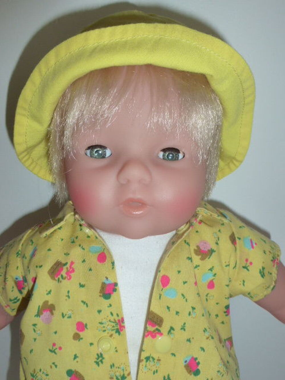 Corolle poup&eacute;e petit gar&ccedil;on blond 36 cm Jeux / jouets