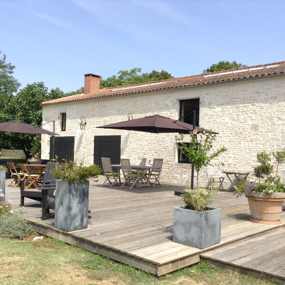  vendre  Proprit/chteau La Rochelle (17000)