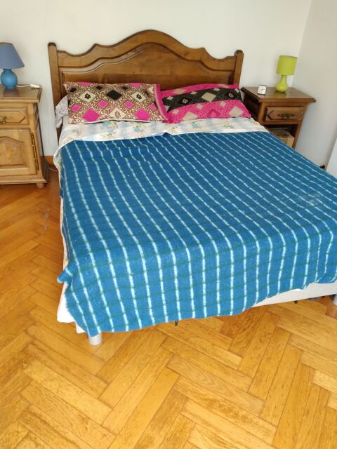 Lit en bois et matelas 300 Nice (06)