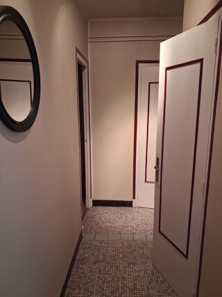  Appartement à louer 2 pièces 38 m²