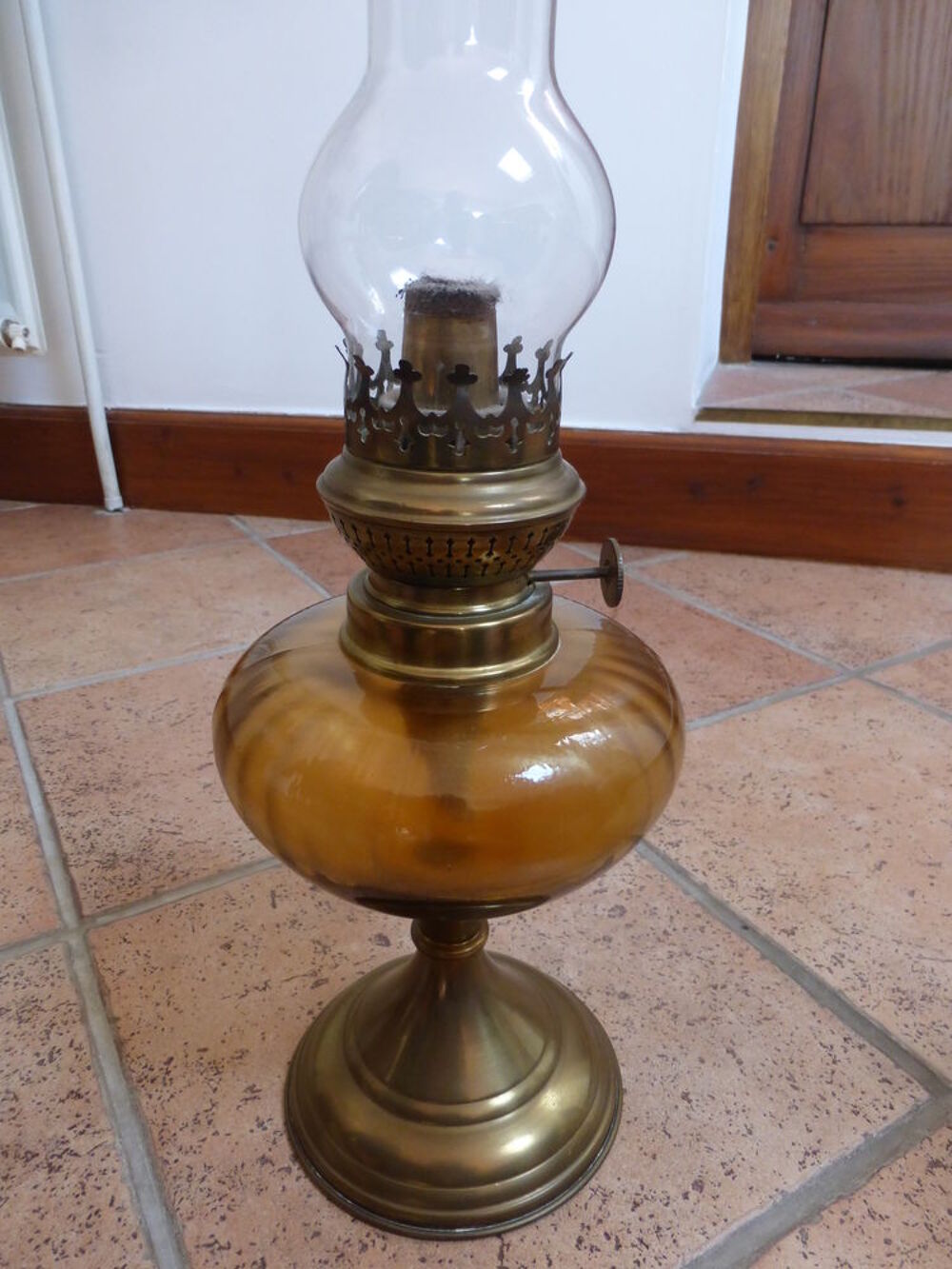 LAMPE A PETROLE Décoration