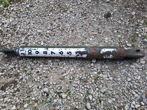 v�rin hydraulique 90 Montceaux-l�s-Provins (77)