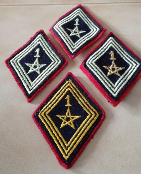 Ecussons militaires de collection 200 �chassi�res (03)