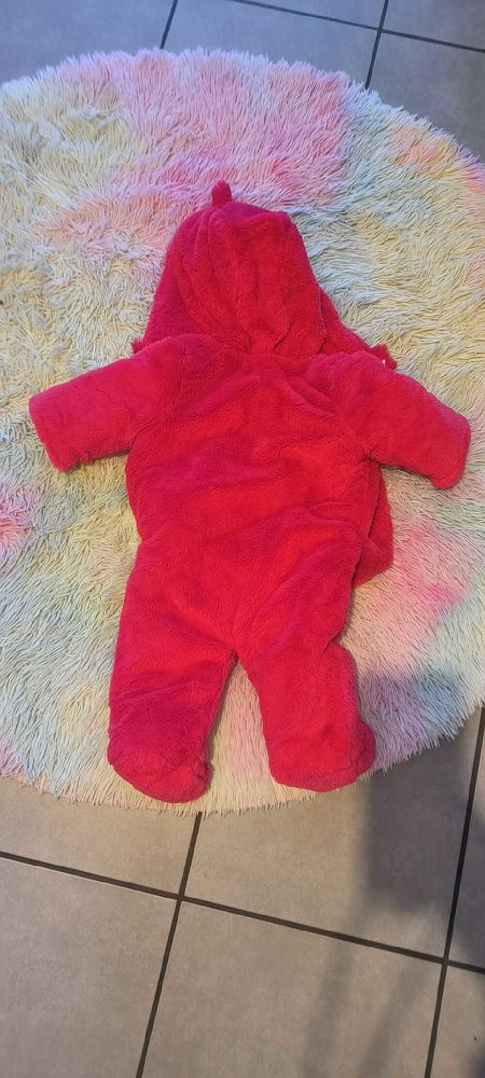 combinaison rouge 9 mois Vêtements enfants