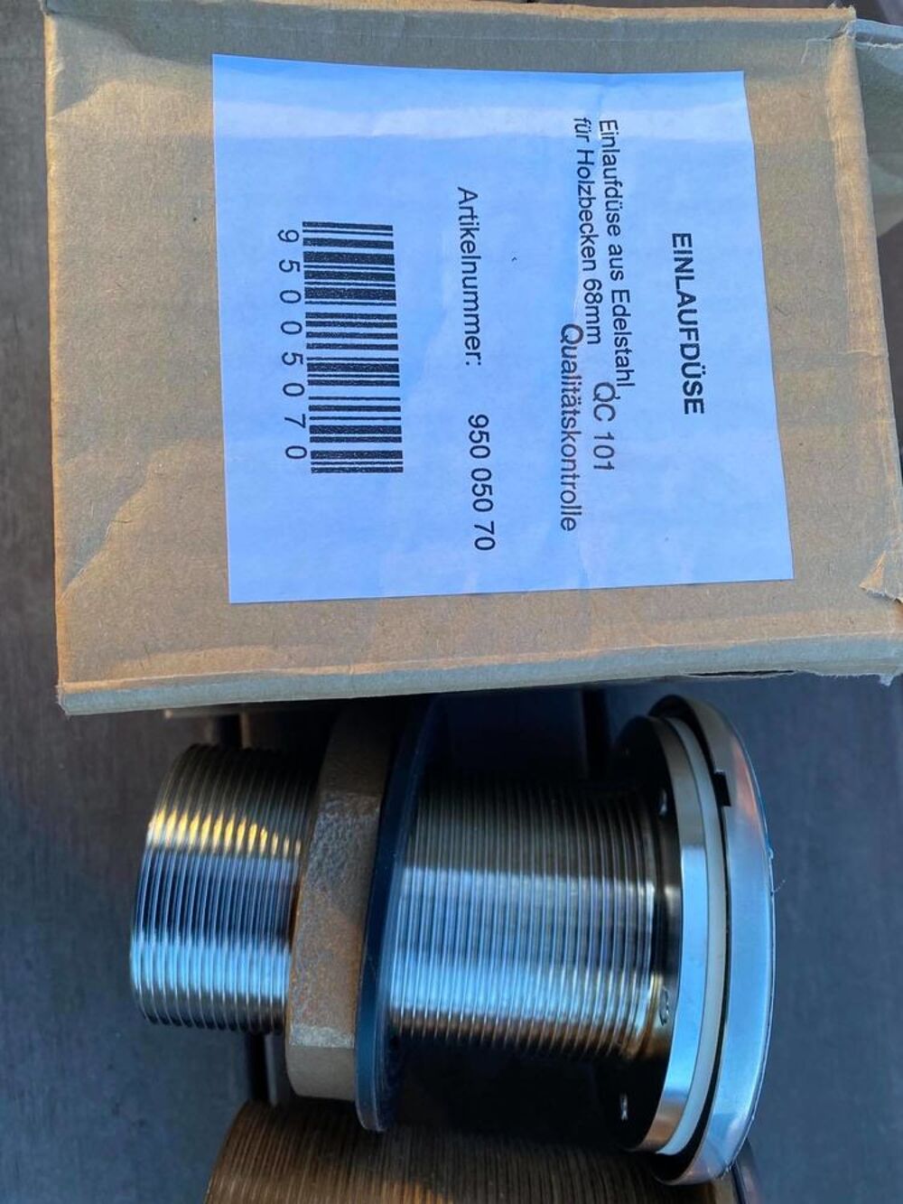 Buse de refoulement r&eacute;glable en inox
Jardin