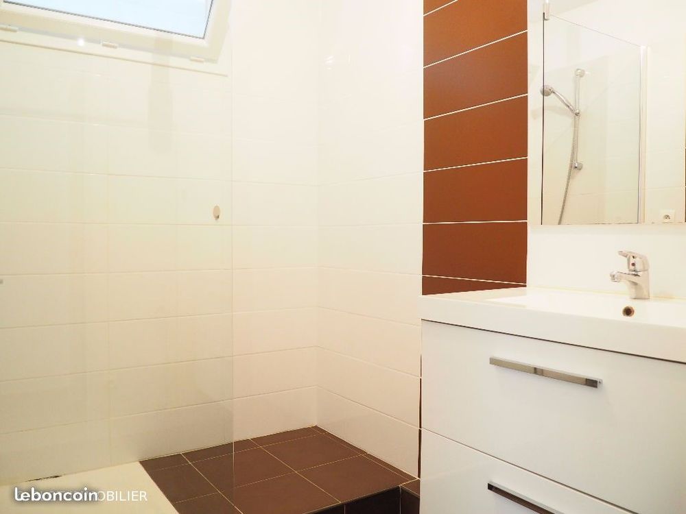 Location Appartement APPARTEMENT 52M2 T2 Saint-sébastien-sur-loire