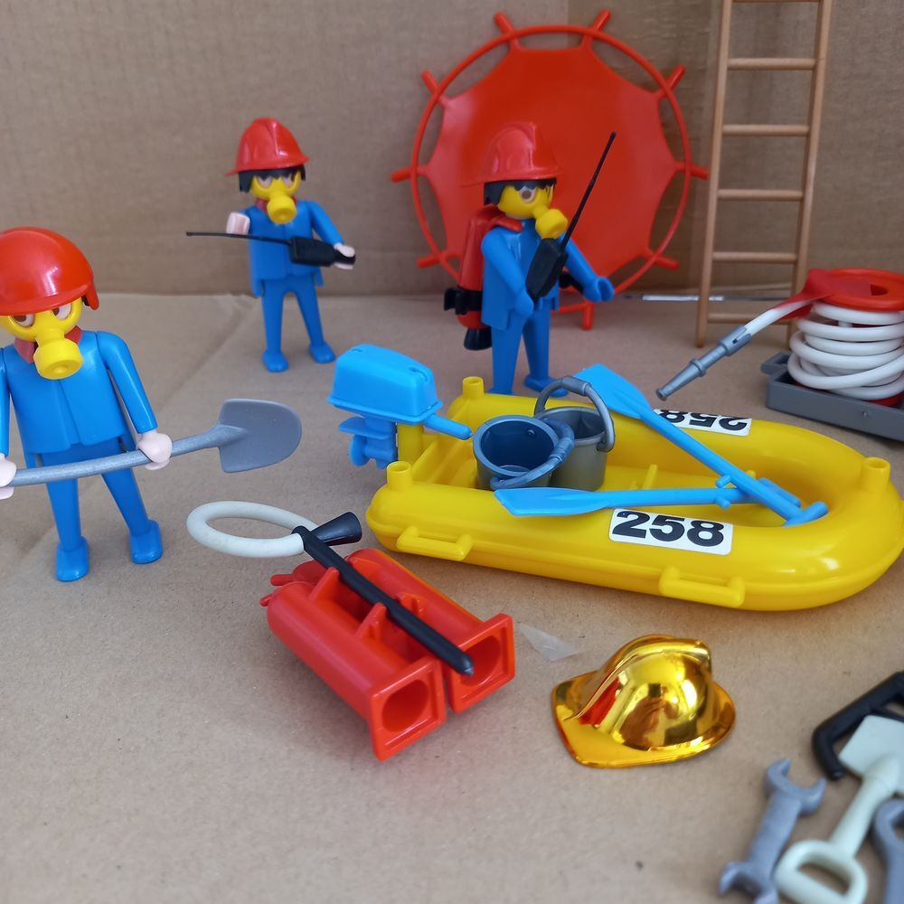 Playmobil pompiers vintage Jeux / jouets