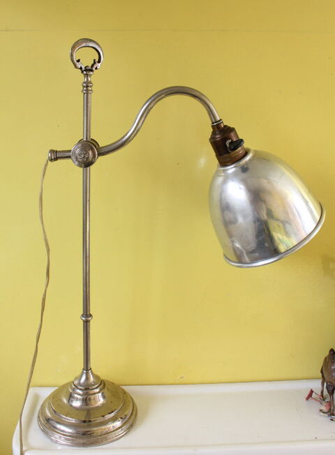 Lampe de bureau ou d'atelier BGL 1900 150 Issy-les-Moulineaux (92)