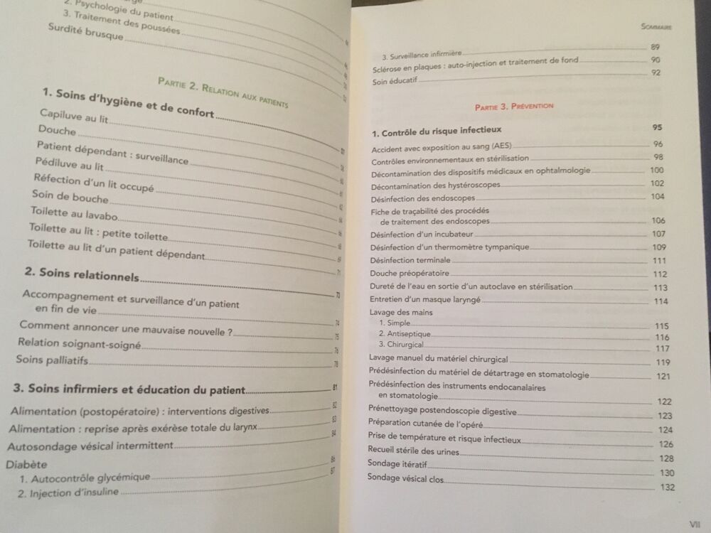 les pratiques infirmi&egrave;res &agrave;. vall&eacute;e Livres et BD