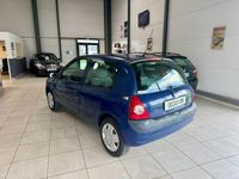 Clio II Clio 1.2 Campus 2006 occasion 56400 Brech