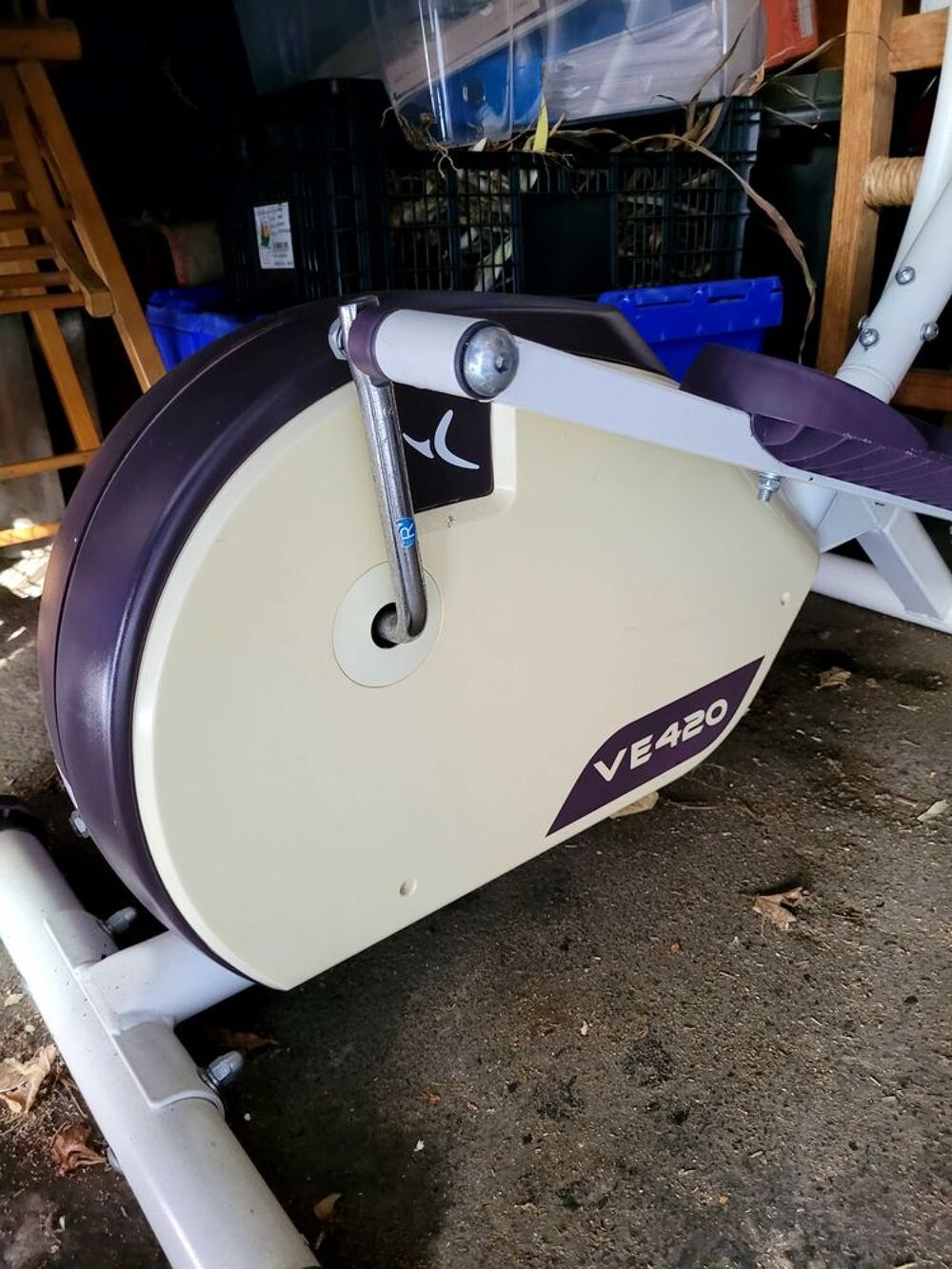 Velo heliptique pour garder la forme ! Sports