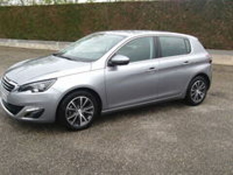 308 1.2 PureTech 130ch S&S BVM6 Allure 2015 occasion 82370 Saint-Nauphary