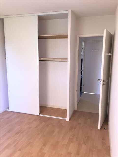  Appartement � louer 4 pi�ces 80 m� Mont-de-marsan