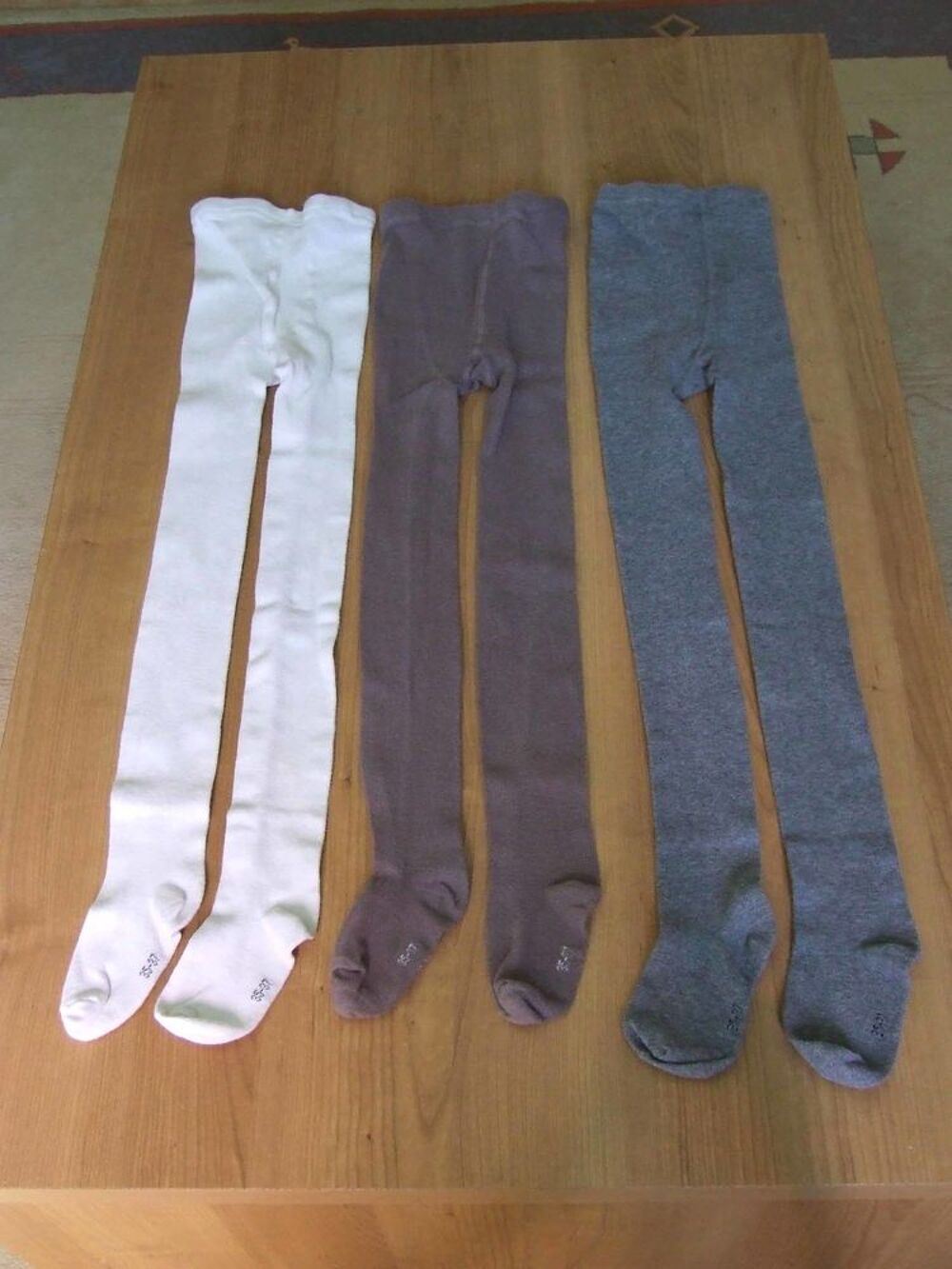 Lot 40, 3 collants unis, coton, LA HALLE, T. 10 ans, TBE Vêtements enfants