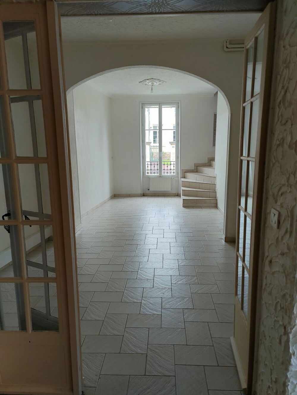 Location Maison Maison F.4 , jardin et parking Jâlons