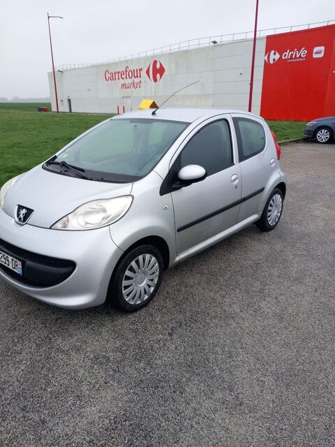 Peugeot 107 1.0e 12V 68ch BLUE LION Trendy