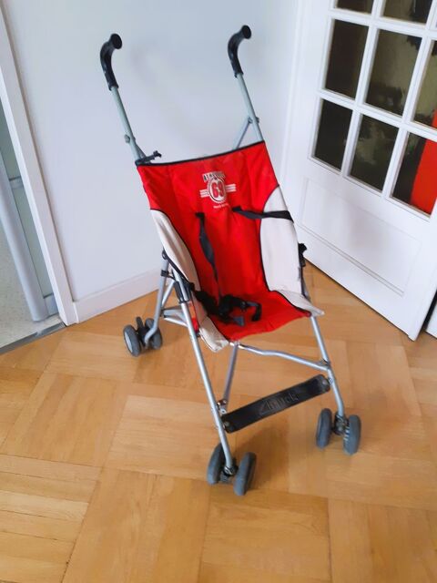 Poussette-canne HAUCK Rouge & Beige. 15 Le Vernois (39)