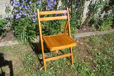 Chaise en bois pliante - vintage années 1960    20 Gargenville (78)