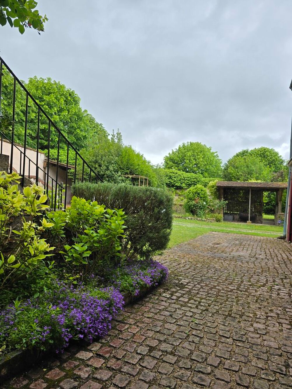 Vente Maison Maison de caractère avec 3 appartements indépendants Saint-aubin-sur-yonne