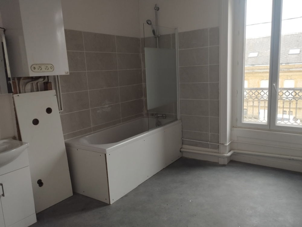 Location Appartement Sedan  f3 Sedan