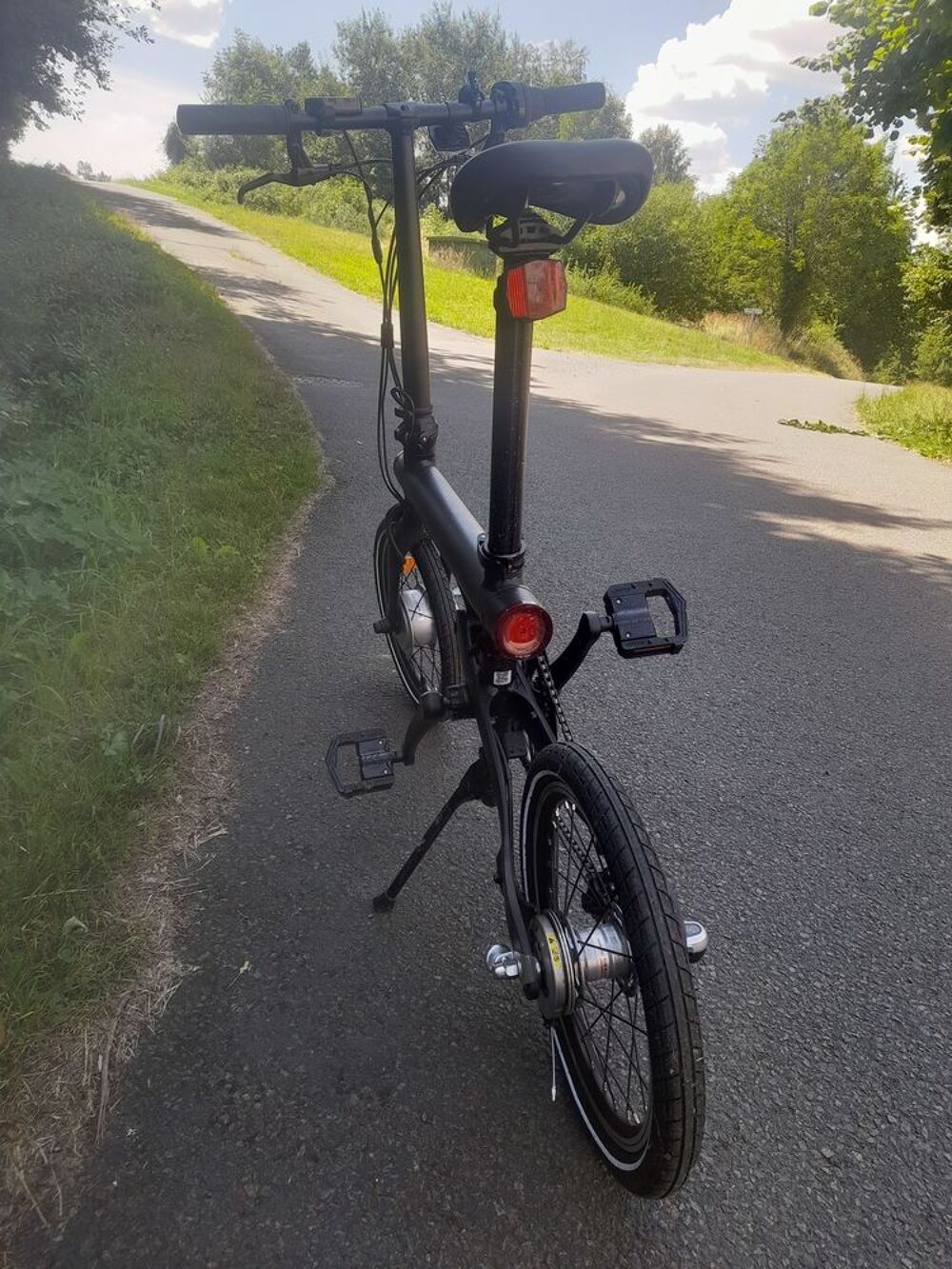 Velo &eacute;lectrique pliant Vélos