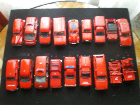 Vhicules de Sapeurs-Pompiers 18 Pices. 7 Caen (14)