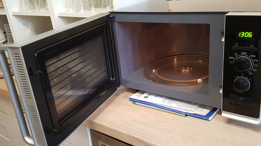 Vent Micro-ondes LG avec Grill Electromnager