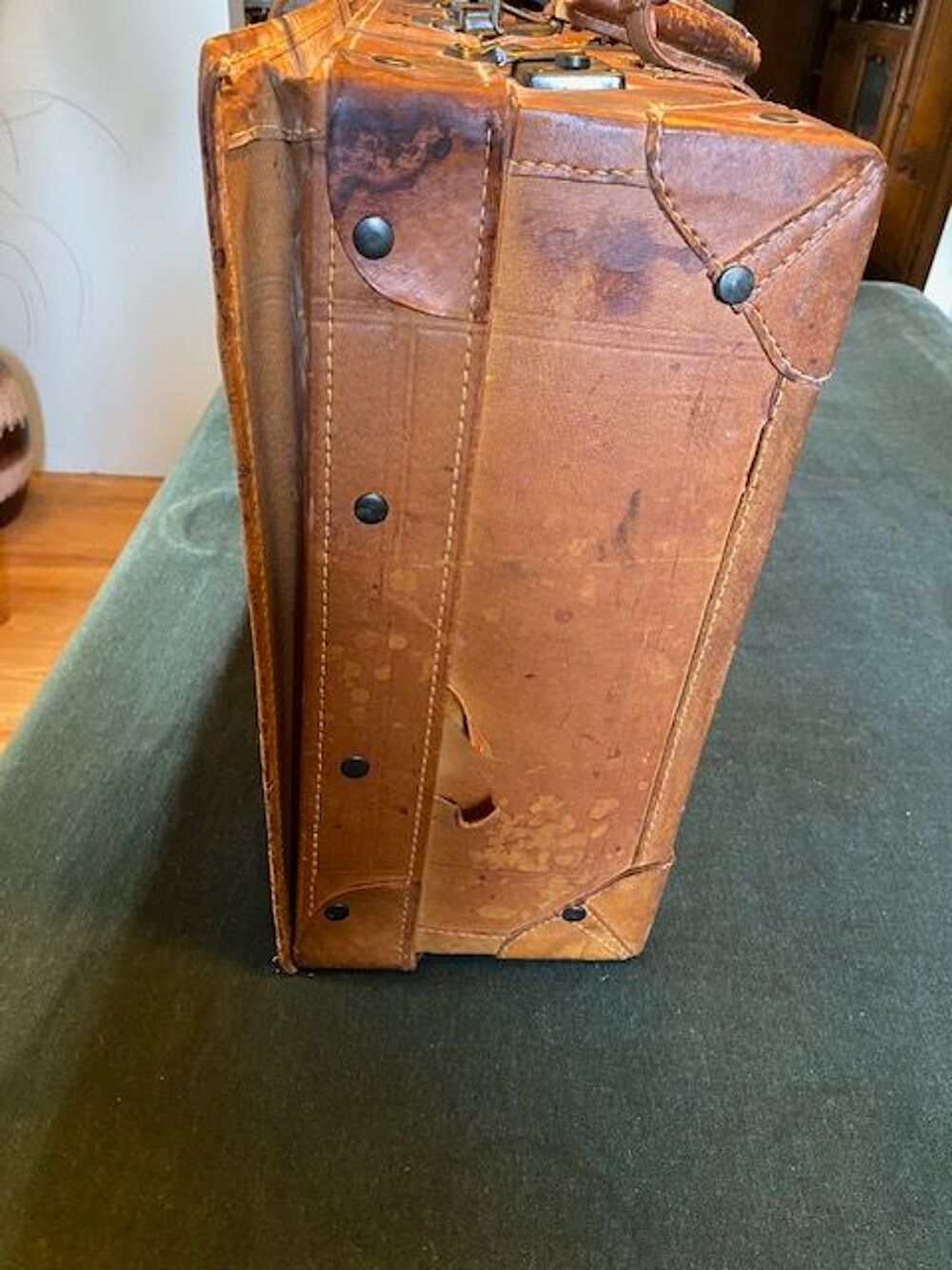 Valise Vintage en Cuir Fauve 