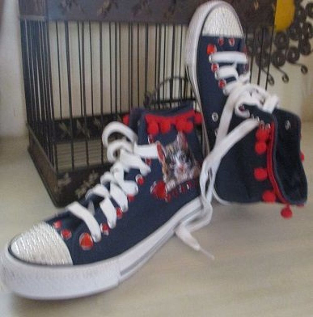 baskets hautes en toile customis&eacute;es Chaussures