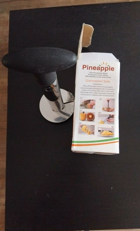 decoupe d ananas  tres peu servi Bailleul (59)