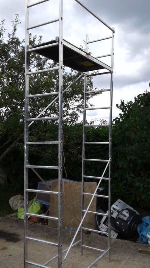 échafaudage 5 mètres 30 E 0 21000 Dijon