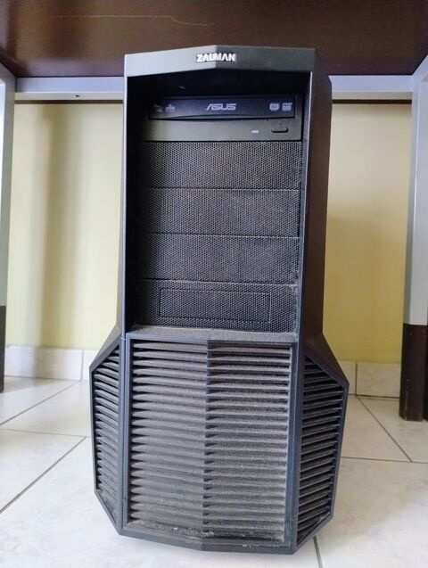 Unit� centrale tour ordinateur sous Microsoft Window 10 90 Nice (06)