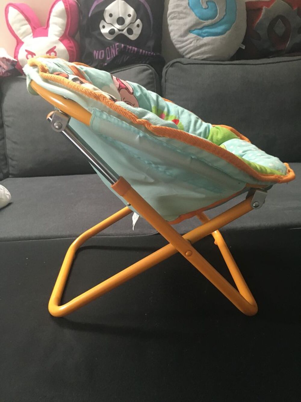 Chaise ronde enfant Disney Winnie l'ourson Mobilier enfants
