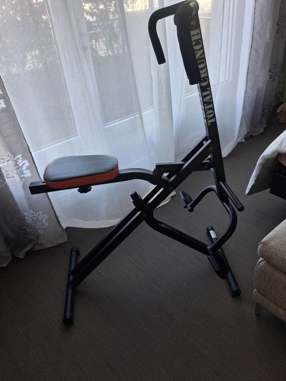 Appareil abdominaux Total Crunch noir Sports