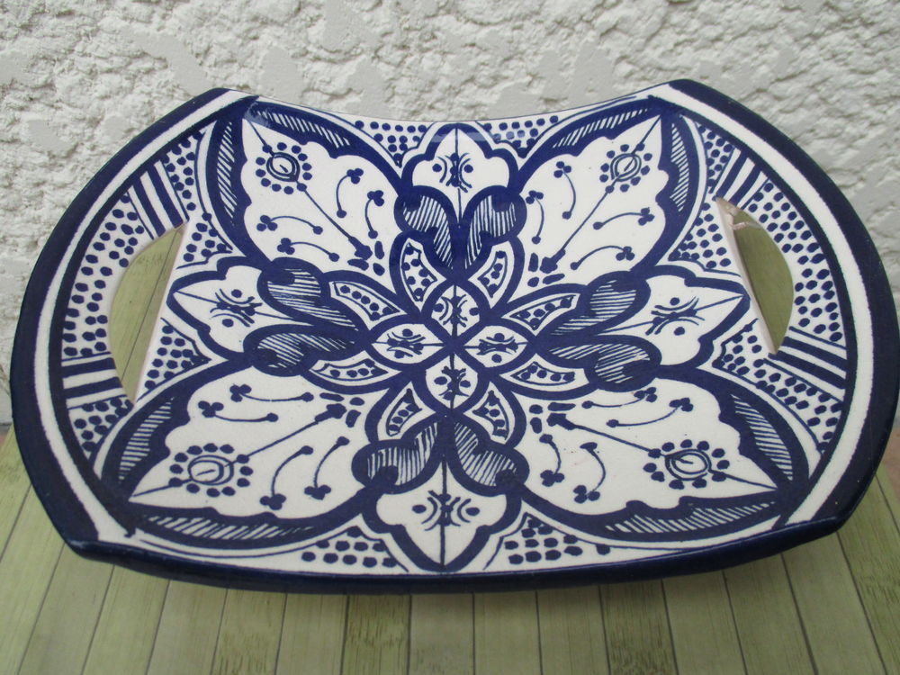 Assiette d&eacute;corative tronqu&eacute;e Décoration