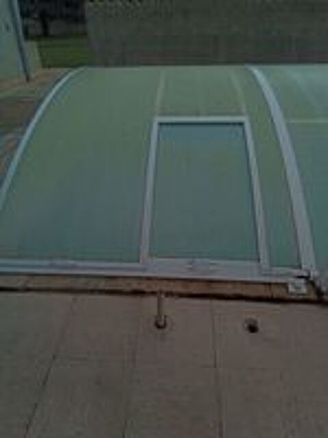   Abri de piscine 10.30m par 5.30m 