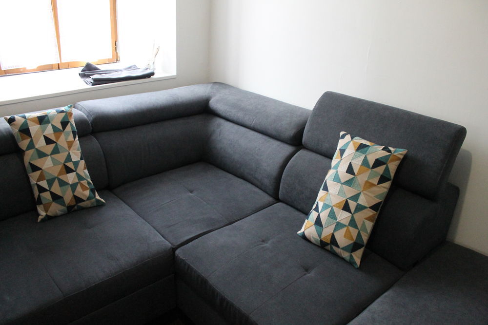 Belle banquette d'angle neuve Meubles