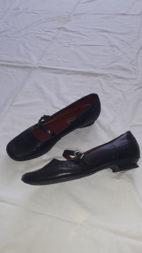 Chaussures femme SCHOLL 37
25 Salon-de-Provence (13)