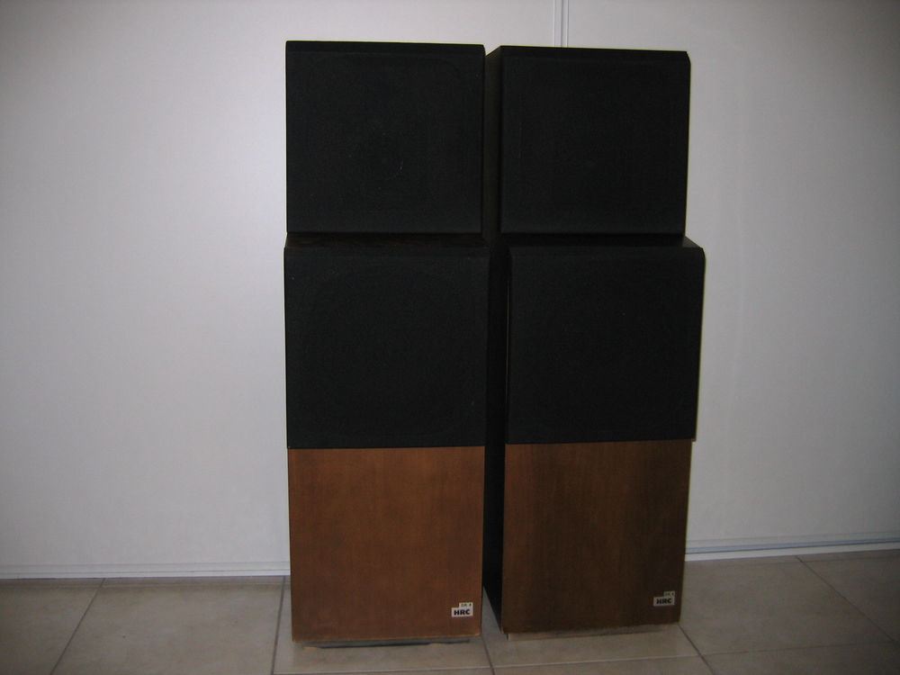 paire d'enceintes " closes " 3 voix marque HRC DK4 Audio et hifi