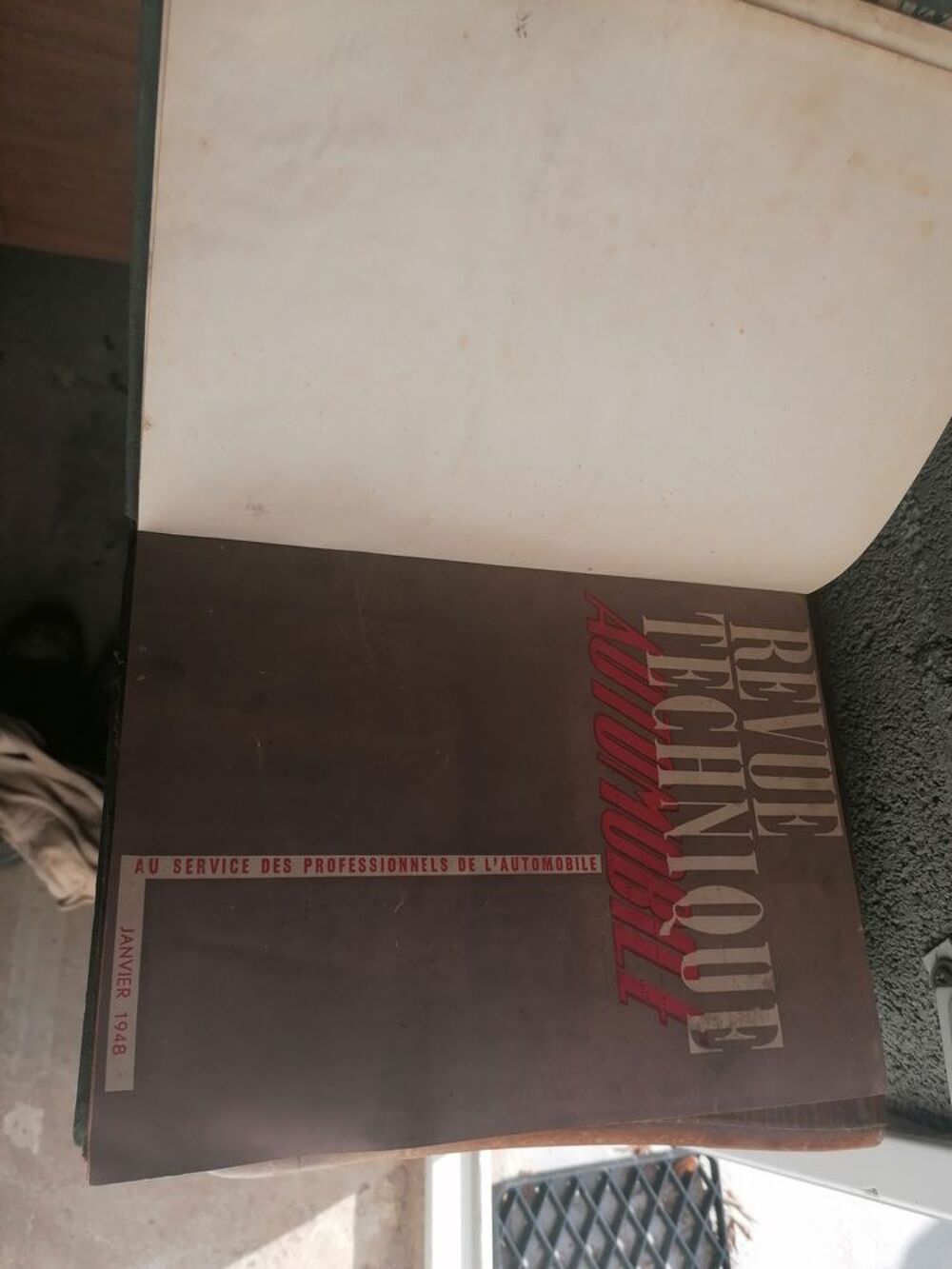 Collection revue RTA 6 livres reli&eacute;s et 35 revues normale 