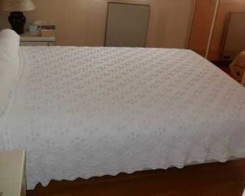 couvre-lit crochet Alignan-du-Vent (34)