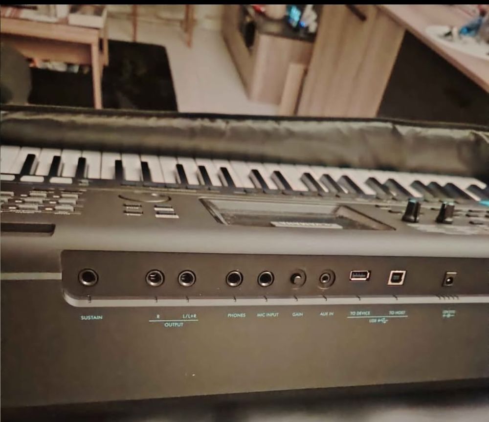 Clavier Arrangeur YAMAHA professionnel Neuf + Housse Instruments de musique