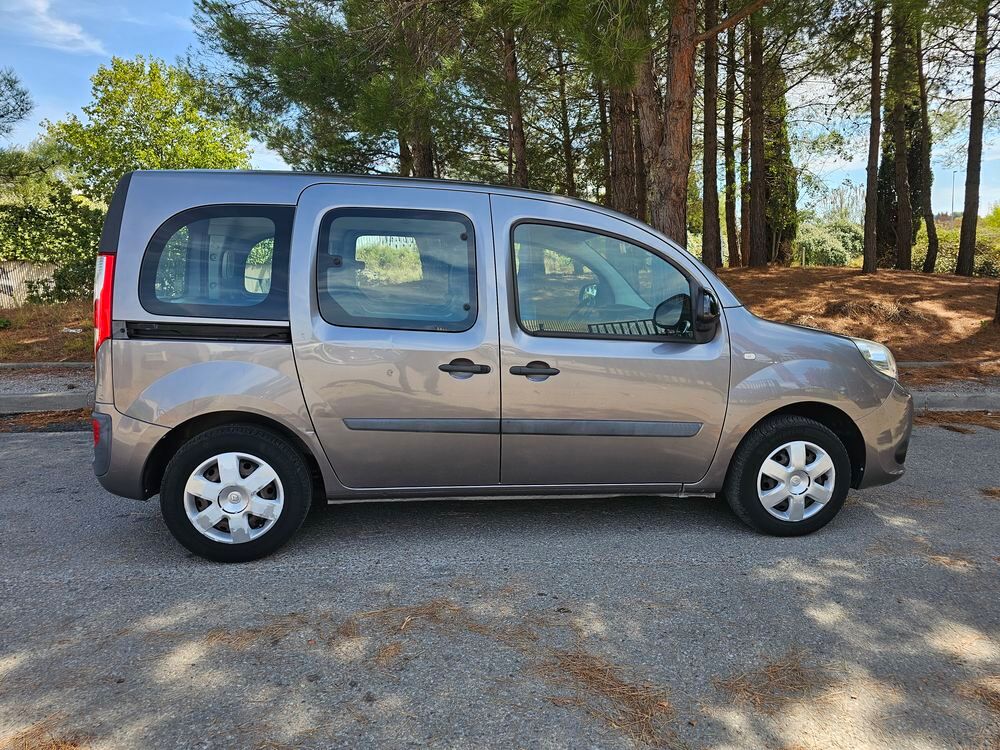 Kangoo 1.5 dCi 90 Life FT 2015 occasion 34690 Fabr&egrave;gues