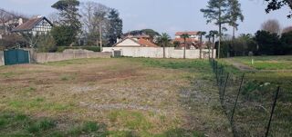  Terrain  vendre 700 m