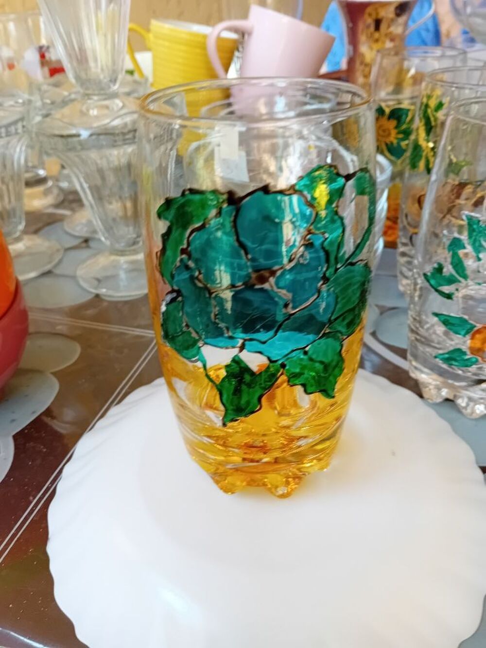 VERRES DECORS MAIN Cuisine