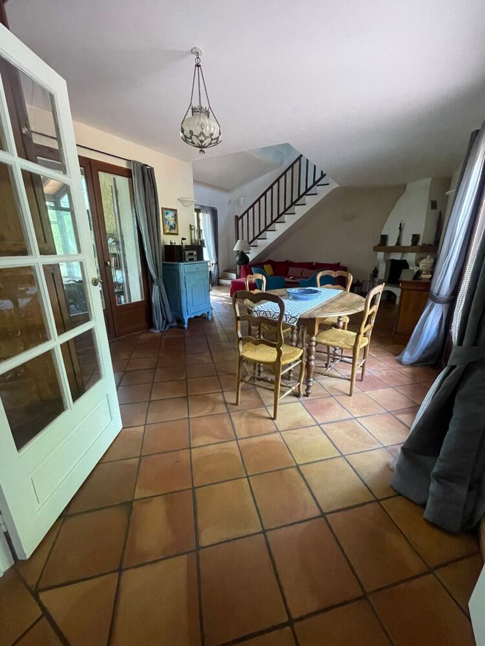 Vente Villa CADOLIVE GRANDE VILLA DE CARACTERE Cadolive