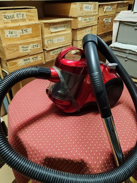 Aspirateur occasion 12 Bordeaux (33)